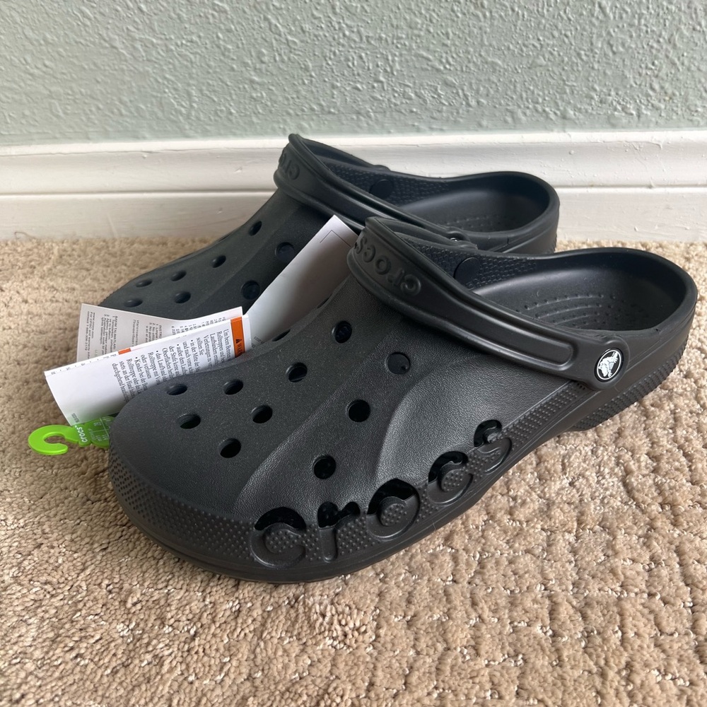 CROCS Men’s  Black Water Shoes Size 11